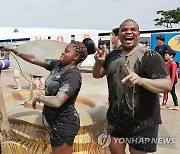 "머드의 향연에 풍덩"