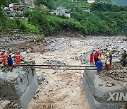 (SpotNews)CHINA-SICHUAN-HANYUAN-FLASH FLOODS-RESCUE (CN)