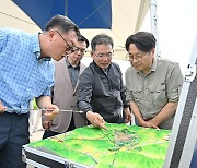 강기정 광주시장, 홍준표 대구시장과 군 공항 이전 교류 및 '달빛 더비' 축구 관람