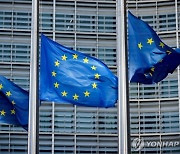 EU “18세미만 4명 중 1명은 빈곤”…첫 ‘빈곤퇴치전략’ 예고