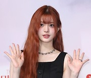 [포토S] 아일릿 민주, '염색 머리가 잘 어울려'