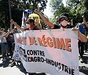 FRANCE PROTEST RESERVOIRS