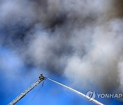 Los Angeles Building Fire