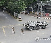 BANGLADESH PROTESTS CURFEW