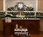 [MD포토] 세상 떠난 개그맨 故장두석 빈소