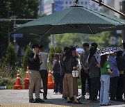 전북 14개 시·군 전역 '폭염특보'…밤엔 '열대야' 몰려온다