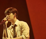 도경수, 日 팬 콘서트 성황리 마무리 “공연 여운 오래 갔으면”