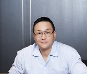 구성환 "'학폭 없니' 父 걱정"..'나혼산'→어떻게 만인의 '대세' 됐나 [★FULL인터뷰]