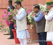 INDIA GOVERNMENT PARLIAMENT