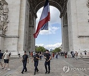 佛, '올림픽 방해 우려' 위험인물 4355명 골라내