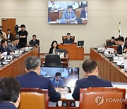 野, 환노위서 '노란봉투법' 단독처리 …與 퇴장