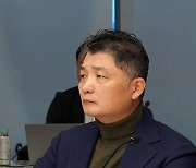 [특징주] 김범수 의장 구속에도…카카오 그룹주 강세