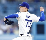 경기 7시간 전 팩스턴 정리한 다저스, 라이언 MLB 데뷔전서 6개 구종+ 158.6㎞/h '쾅'