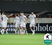 ‘90+7분 하남 극장 역전골’ 전남, 투지 보인 성남의 기세 꺾다…2-1 역전승 [MK탄천]