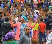 (SpotNews)ETHIOPIA-GEZE GOFA-LANDSLIDE-DEATH TOLL