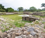 MEXICO-OAXACA-MONTE ALBAN-ARCHAEOLOGICAL SITE