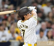 '3경기 연속 안타' 김하성, MLB 통산 400안타…샌디에이고는 3연승