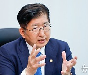 이상식 의원 처제·비서관 구속영장 기각