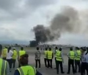 네팔 공항 비행기 추락, 18명 사망 추정…대부분 항공사 직원