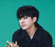 [ST포토] 손호준, '섬세한 손짓'