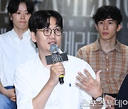 [ST포토] 연극 '엔젤스 인 아메리카' 황석희 번역가