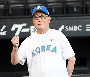 '국민 감독' 김인식, 김하성 경기 해설 맡는다