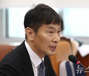 이복현 금감원장 "삼부토건 포함한 다양한 테마주 점검 중"