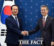 '2년 7개월' 한중 외교차관 대화 "북러 우려"..."건설적 역할"