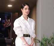 임지연 '조심스러운 발걸음'