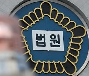 휴대전화 보다 모녀 친 버스기사…“母 사망에 유치원생 딸 충격”