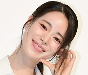 [ST포토] 임지연, 볼 하트~