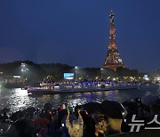 프랑스 선수단 '올림픽 개회식 마지막으로 입장'