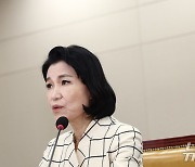 "지금껏 이런 후보자 없었다…'공직 부적합' 이진숙, 사퇴해야"