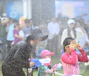 평창군, '더위사냥축제'서 도시재생 및 재활용 수거보상제 홍보