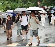 국가공무원 7급 공채 1차 시험마친 응시생들