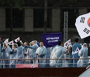 외교부, ‘한국을 북한으로 소개’ 파리 개회식에 유감 표명…프랑스대사관도 “이해 불가한 실수”