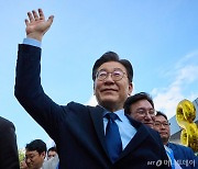 [속보]이재명 부산 득표율 92.08%…최고위원 김민석 1위