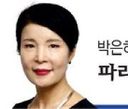 바흐, 마크롱 주최 올림픽 갈라디너에 가봤더니