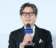 '행복의 나라' 유재명, '서울의 봄' 황정민 연기 어떻게 봤나? "에너지 어마어마" [MD숏폼]