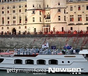 한국 선수단 북한으로 소개한 참사..문체부 “장미란 차관이 IOC 위원장 면담 요청..정부차원 항의도 요청”