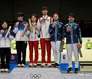 윤, 파리 올림픽 첫 메달에 "국민과 한마음으로 우리 선수들 끝까지 응원"