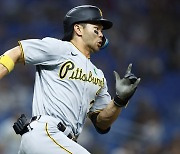 MLB 돌아온 배지환··· 기회는 한정적, 살릴 수 있을까