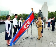북한, '전승절' 맞아 청년들 결의모임 진행