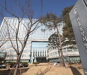 부하 직원에 흉기 휘두른 50대 남성 구속…"도망 염려"