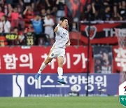 '김대원 1골 1도움 맹활약' 김천, 포항 2-1 꺾고 선두 탈환