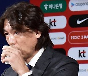 [머니S포토] 홍명보 "개인적 욕심 아닌 축구발전위해 최선 다하겠다"