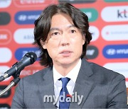 [MD현장] '면접 패스→특혜 논란'에 선 그은 홍명보 감독, "정몽규 축구협회장과 사전 연락 없었다"