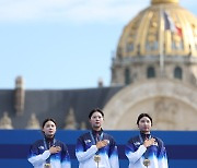 변화무쌍한 바람 이겨냈다... 여자 양궁, 올림픽 단체전 10연패