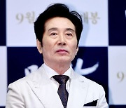 "성관계·가족 갈등 삭제"..백윤식, '30살 연하' 전 애인에 최종 승소 [Oh!쎈 이슈]