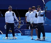 한국 男양궁, 중국 꺾고 결승전 진출…금메달까지 1승